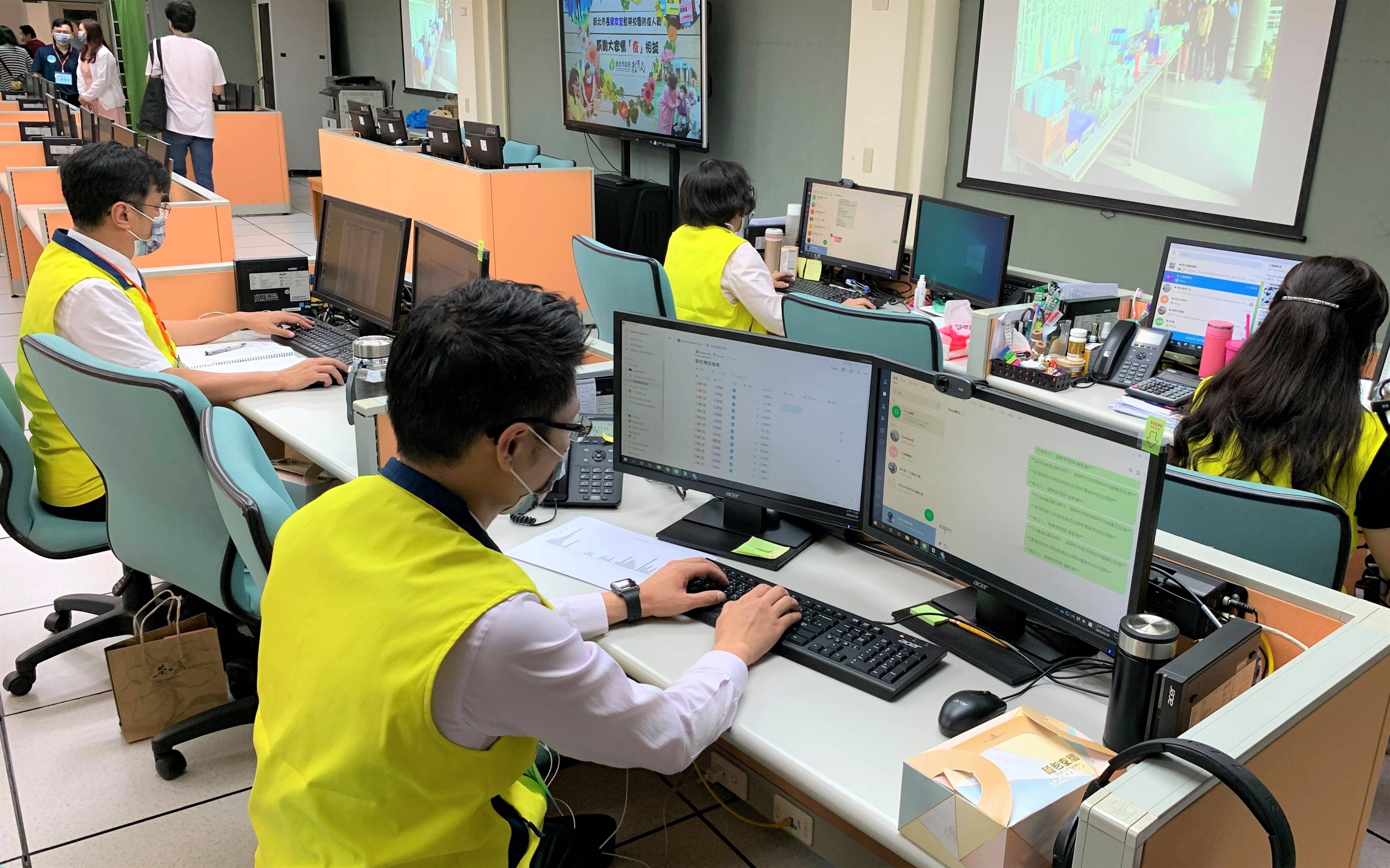 7.新北市在4月下旬成立專案辦公室，設防疫專線及各校即時通訊群組.jpg
